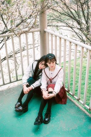 韩剧咫尺国语免费观看